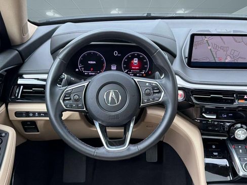 Used 2023 Acura MDX SH-AWD w/ Technology Package image 11