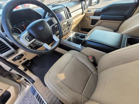 Used 2018 Ford F350 Lariat w/ Lariat Ultimate Package AWD/4WD image 25