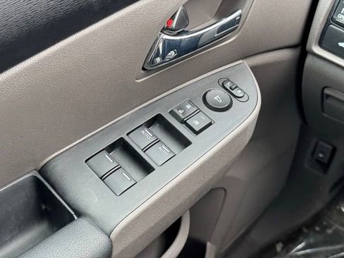 Used 2016 Honda Odyssey EX-L image 33