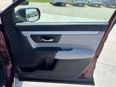 Used 2018 Honda CR-V LX image 25