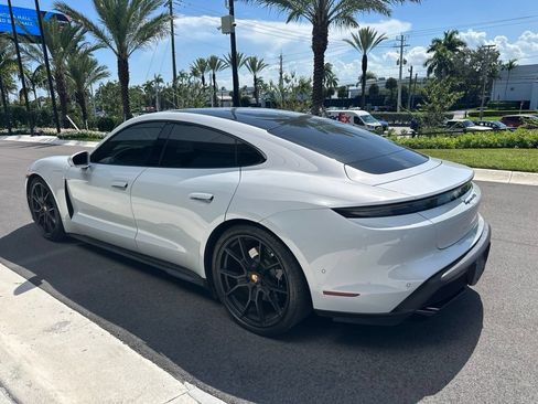 Certified 2022 Porsche Taycan GTS w/ Premium Package (P6U) AWD/4WD image 4