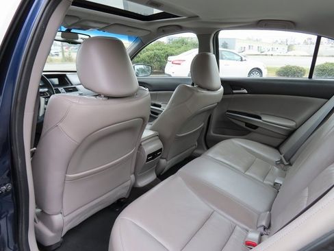 Used 2010 Honda Accord EX-L image 28