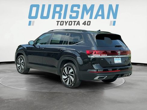 Used 2025 Volkswagen Atlas SE AWD/4WD image 5