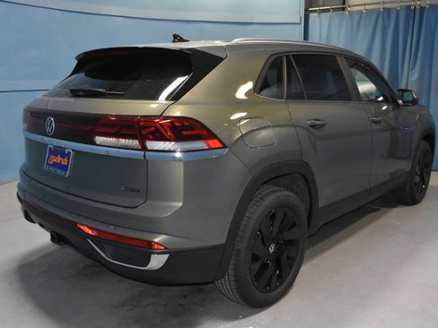 New 2026 Volkswagen Atlas Cross Sport SE AWD/4WD image 21