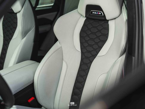 Used 2025 BMW X5 M Competition w/ Executive Package image 37