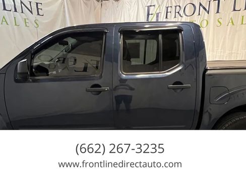 Used 2019 Nissan Frontier SV image 4