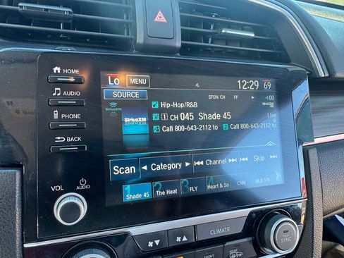 Used 2019 Honda Civic EX image 18