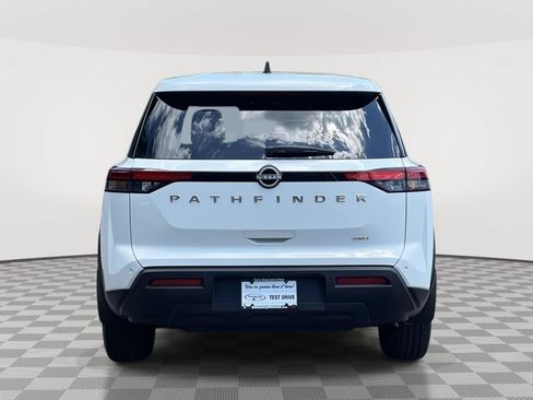 Certified 2025 Nissan Pathfinder S AWD/4WD image 5