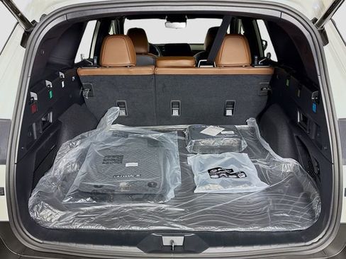 New 2026 Subaru Outback Touring image 27