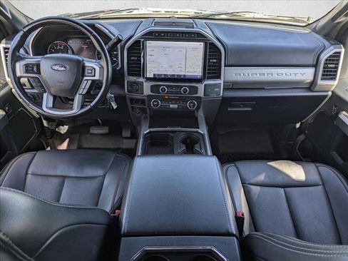 Used 2022 Ford F250 Lariat image 17