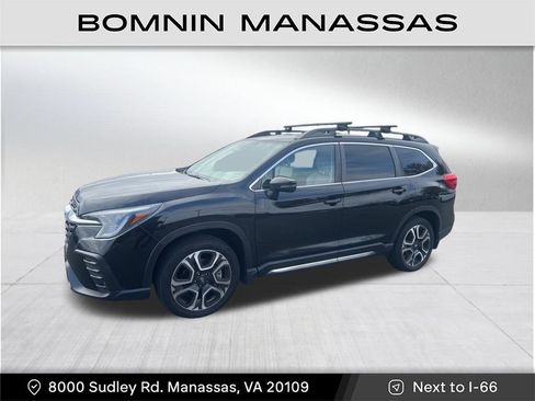 Used 2023 Subaru Ascent Limited image 1