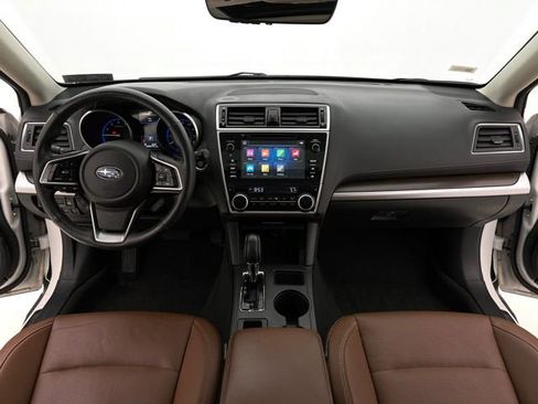 Used 2018 Subaru Outback 3.6R Touring AWD/4WD image 22