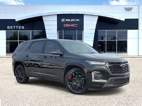 Used 2023 Chevrolet Traverse Premier w/ Redline Edition image 1