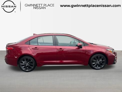 Used 2024 Toyota Corolla SE image 4