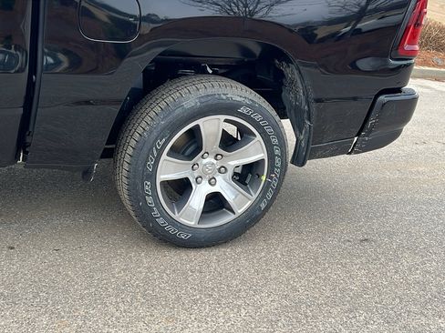 New 2026 RAM 1500 Express image 12