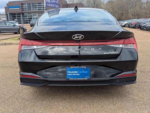 Used 2023 Hyundai Elantra Blue w/ Cargo Package image 5