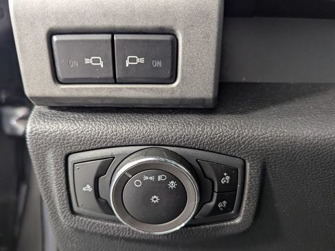 Used 2018 Ford F150 Raptor w/ Equipment Group 802A Luxury AWD/4WD image 14
