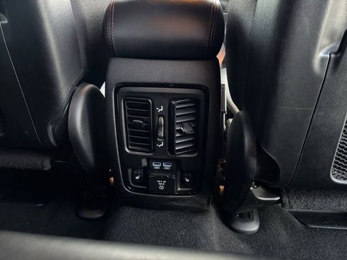 Used 2024 Dodge Durango GT image 29