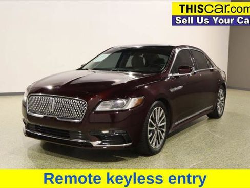 Used 2020 Lincoln Continental w/ Premium Package image 3
