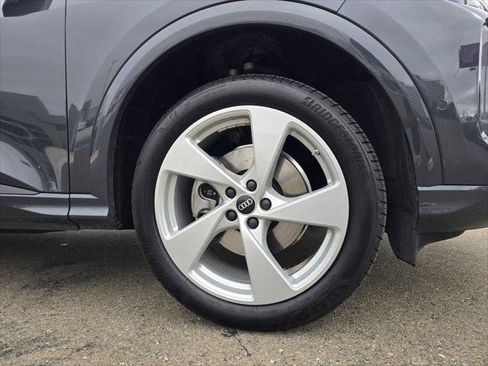 Used 2025 Audi Q5 Premium Plus w/ Premium Plus AWD/4WD image 9