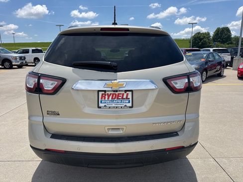 Used 2016 Chevrolet Traverse LT w/ Style and Technology Package FWD image 30