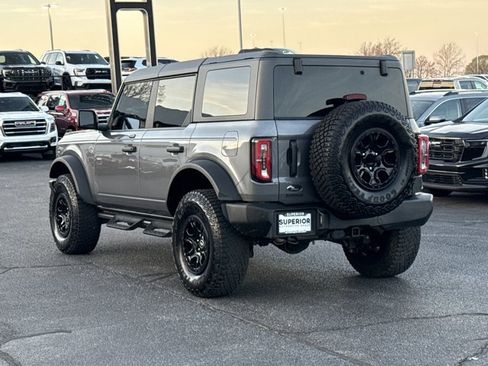 Used 2023 Ford Bronco Wildtrak image 10