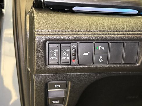 New 2026 Honda Odyssey Elite image 25