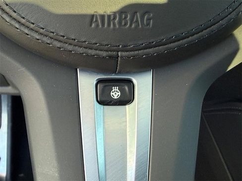 Used 2023 BMW X4 xDrive30i w/ M Sport Package image 18