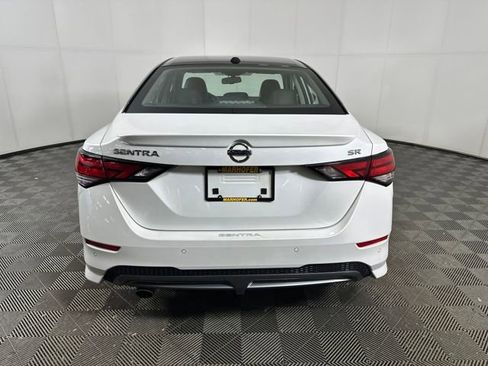 Used 2021 Nissan Sentra SR w/ SR Premium Package image 4