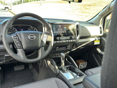 New 2026 Nissan Frontier SV w/ SV Convenience Package image 16