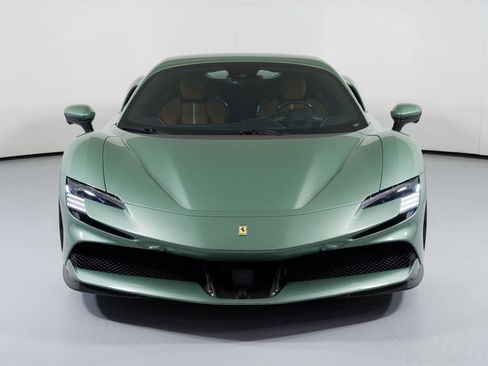 Used 2025 Ferrari SF90 Spider image 8