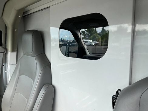 Used 2011 Ford E-350 and Econoline 350 Super Duty w/ PWR Locks & Windows Group RWD image 13
