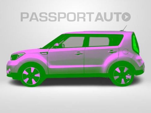 Used 2017 Kia Soul + FWD image 4