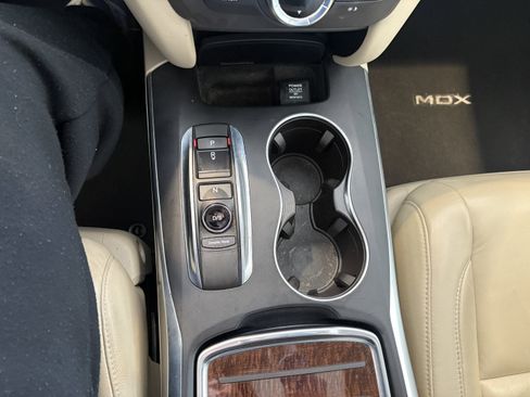 Used 2018 Acura MDX SH-AWD image 15