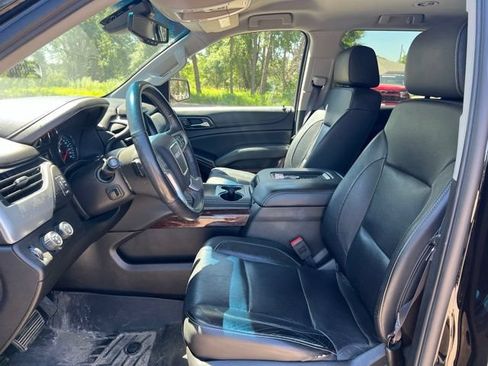 Used 2017 GMC Yukon SLT AWD/4WD image 15