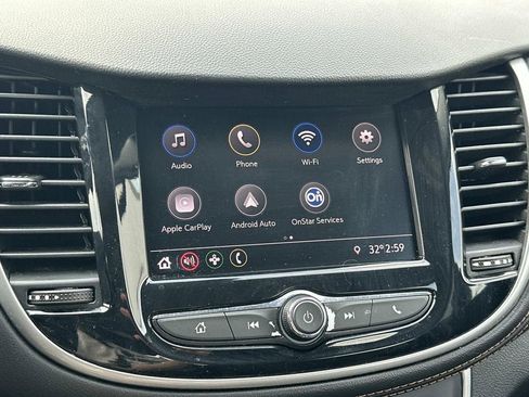 Used 2020 Chevrolet Trax LS image 28