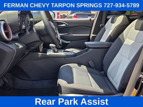 New 2026 Chevrolet Trax RS w/ Sunroof Package FWD image 14