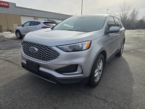 Used 2024 Ford Edge SEL image 7