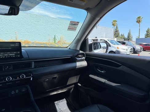 Used 2023 Honda Pilot EX-L image 22