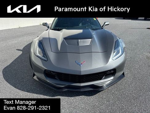 Used 2016 Chevrolet Corvette Z06 w/ 3LZ Preferred Equipment Group RWD image 3