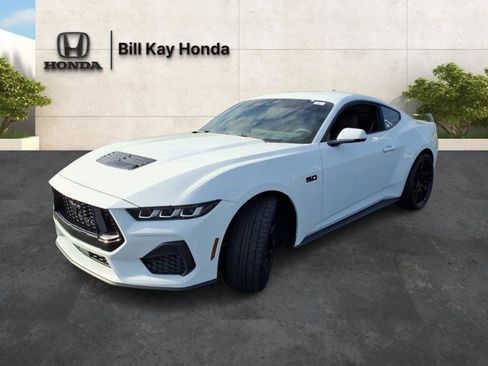 Used 2024 Ford Mustang GT Premium RWD image 7