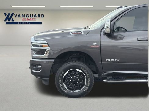 Used 2025 RAM 2500 Laramie image 29