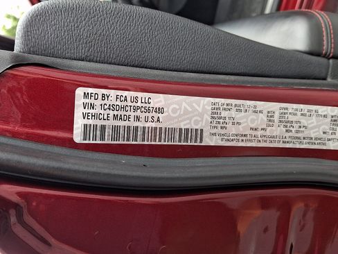 Used 2023 Dodge Durango R/T RWD image 28