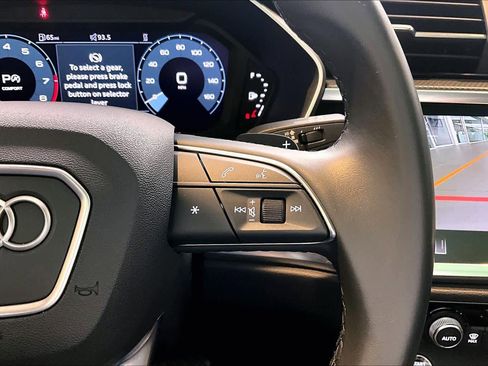 Used 2024 Audi Q3 2.0T Premium Plus w/ Premium Plus Package image 25