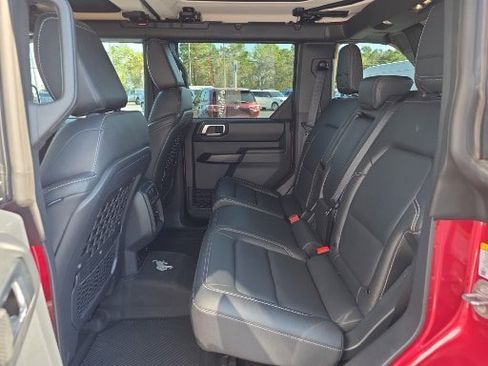 Certified 2025 Ford Bronco Badlands image 17