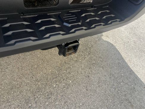 Used 2021 Toyota Tacoma SR5 image 20