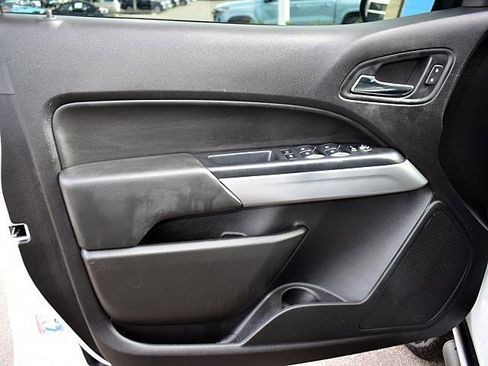 Used 2019 Chevrolet Colorado ZR2 w/ ZR2 Dusk Special Edition image 13