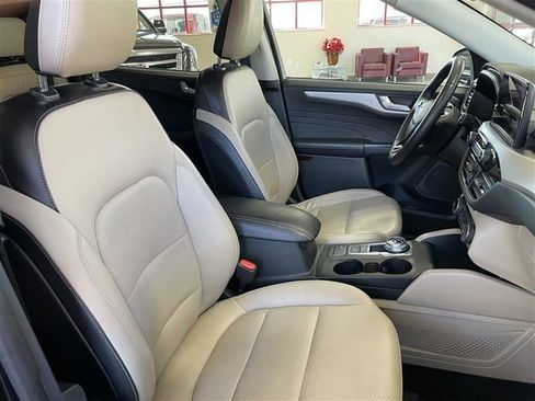 Used 2022 Ford Escape SEL AWD/4WD image 25