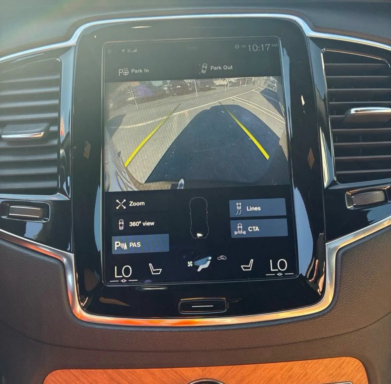Used 2018 Volvo XC90 T8 Inscription w/ Convenience Package AWD/4WD image 17