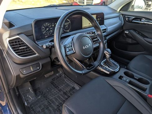 Used 2024 Kia Seltos SX image 10